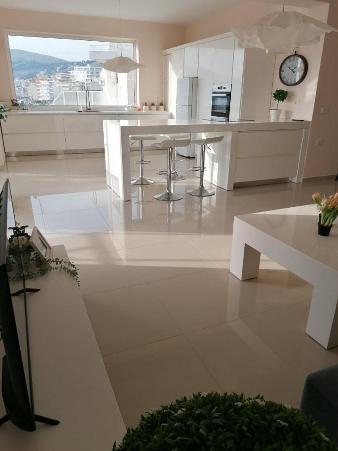 Marianna'S Luxury Apartment Sarandë Exterior foto